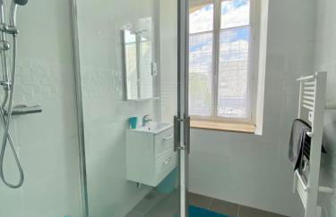 Kery House Calme et proche du Centre - Foto 5