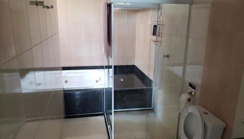 Casa Duplex Iriri - Banheira e Piscina - Foto 3