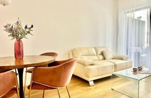Sofi - modern with private garage - Photo 11