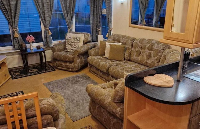 Discover Comfort Home From Home 8-birth Caravan - Photo 2