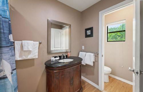 Chardonnay Haus - Unit C - Foto 4