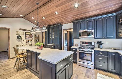 Patio, Views and Hot Tub Quiet Lakeside Cabin - Foto 8