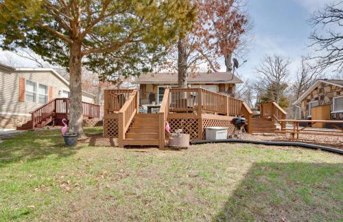 Cozy Camdenton Cottage with Deck and Boat Dock Access! - Photo 2
