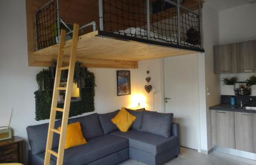Roomy studio near town and ski lift, free WiFi and parking - Foto 13