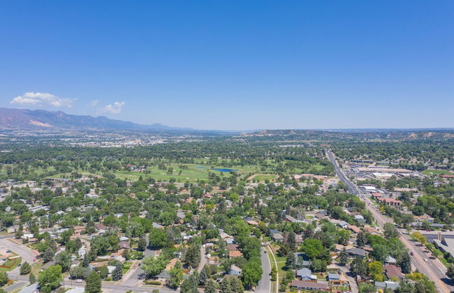 4 Bedroom Mountain View with Firepit & Ping Pong - Foto 35