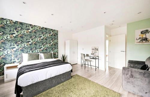 Spacious 1Bed Apt - Steps to Ealing Broadway & Shops - Foto 4