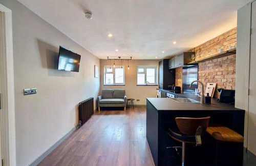 Charming Flat With Free Parking in Prime Location - Foto 1