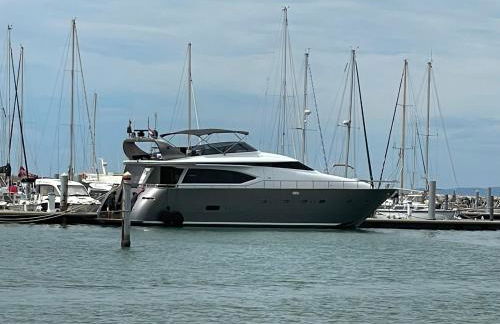 MotorYacht 21 avec équipage - Photo 55