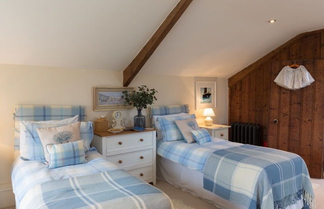 Muddifords Court - Photo 6