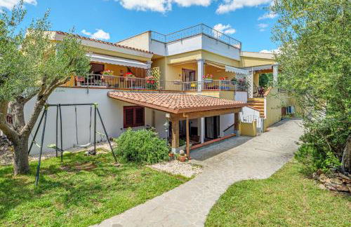 Agata verde con terrazza e giardino - Foto 22