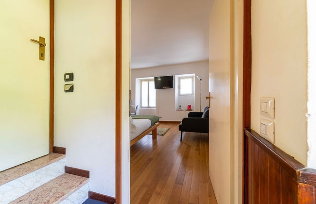 Tremezzo Cozy Studio by Wonderful Italy - Photo 21