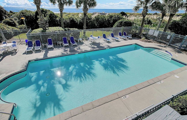 Beachfront 3bdr Condo w/ Pool & Deck Ocean Views Ocean Blvd #102 by Avantstay - Foto 30