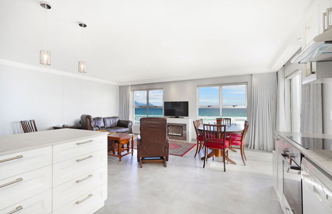 Sunset Boulevard 32 - Photo 12