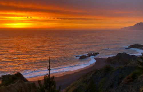 Gorgeous Oceanview, by OceanviewHotTubs Oceanfront! Shelter Cove, CA Tesla EV Station - Foto 13