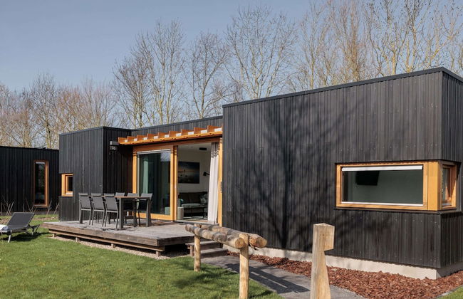 Lodge Near Brouwersdam & North Sea Beach - Photo 18