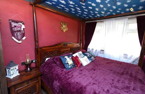 Quidditch Quarters Themed Property - Foto 21