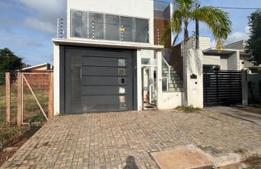 Sobrado espaçoso e aconchegante proximo ao centro - Foto 17