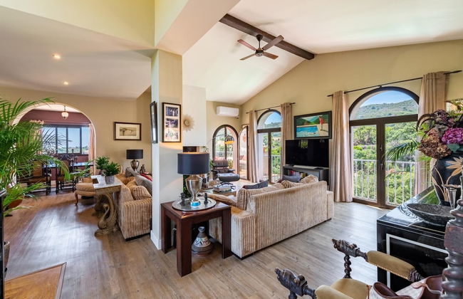 Luxury Villa - Sleeps up to 8 & Infinity Pool - Photo 7