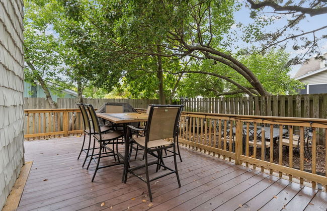 Oasis Steps From Beach Outdoor Shower and Dining - Foto 68