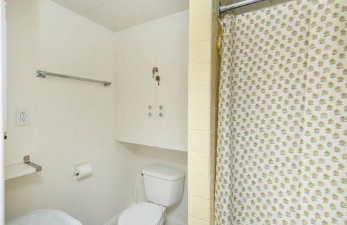 4BR-3BA Charming Family-Sized in Ames - Foto 15