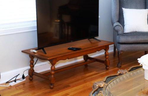 Spacious Pet Friendly Home - Photo 48