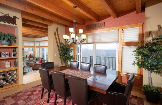 Luxury 6br Solitude Ge- Indoor Bball Court, Private Tub 6 Bedroom Home by RedAwning - Foto 11