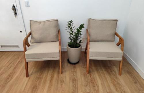 A 700 metros da Praia do Forte com Ar e Vaga - Photo 4