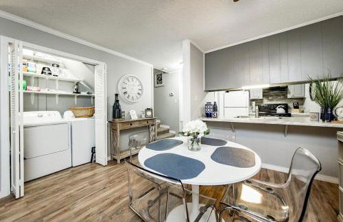 Fairfield Bay Gem with pool access and 4 Mi to Lake - Photo 35