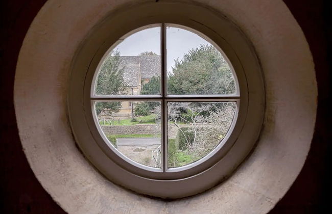 Artisan Hall Stunning Grandeur Cotswolds - Photo 44