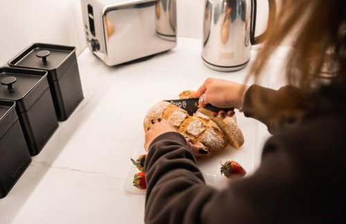 The West End Retreat - Your Luxurious 5* Apartment - Foto 8