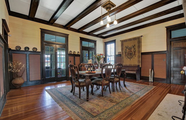 Beautiful and Unique Home With Fireplace and Pool! - Photo 29