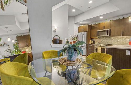 Spacious Denver Home with Private Rooftop Spa - Photo 2