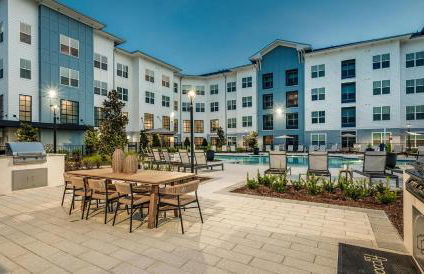 Landing Stylish 1BD Clubhouse Pool - Foto 17