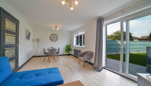 Spacious and Lovely 3-bed Home in Sleaford by Renzo, Driveway, Sleeps 6! - Foto 5