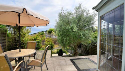 Smugglers Cottage - Photo 3