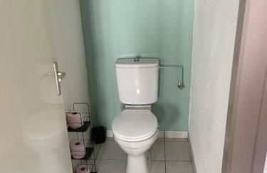 Bel appartement proche gare - WiFi - parking - Foto 8