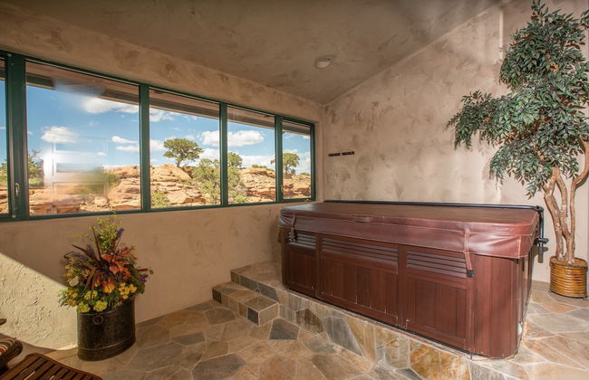 Cougar Ridge Resort, LLC - Photo 68