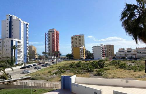 Apt. En la Playa, Wifi rápido y piscina. - Foto 17