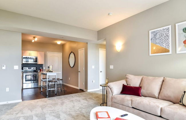 Plano Urban 2BD 2BA Apartment - Foto 17