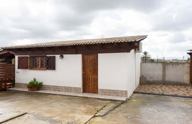 Belvilla by OYO Villa con Piscina - Partinico - Photo 28