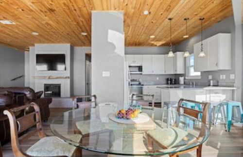 Stunning Beachfront 3 Bedroom Home, CoralMoonBeach - Foto 17