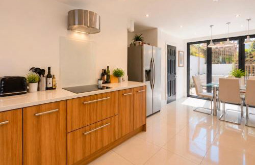 4 Bedroom Cardiff Bay View House - Foto 4