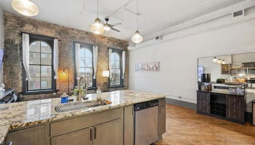 Speakeasy Attached, Walkable to Cavs, Flats, Casino - Foto 4