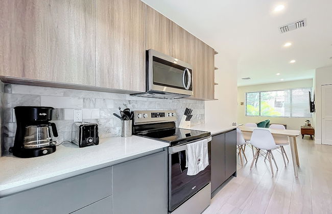 Los Patios Home Suites - Photo 18