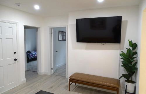 3 Bed Apartment in Quiet Neighborhood - Foto 8