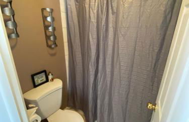 Unique Home Near Temple and Parks great for families - Foto 23