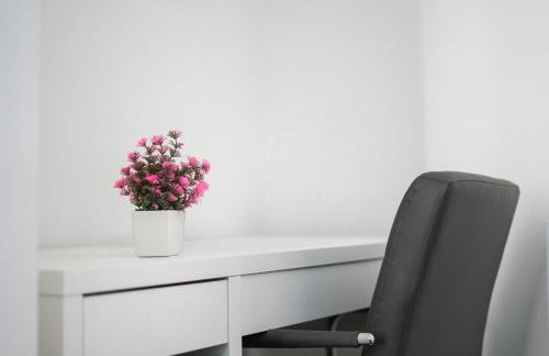 Open Mind Property - Apartment with 2 Double Beds - Photo 9