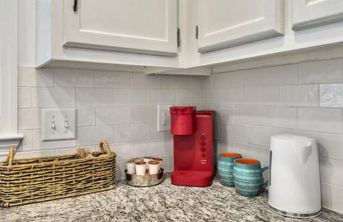 The Caspian large family house with private pool in Summerville - Foto 37