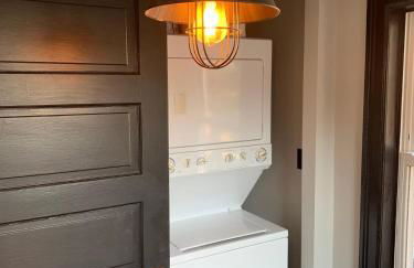 Massive 6BR & 4BA Private Duplex Townhouse Central - Foto 44