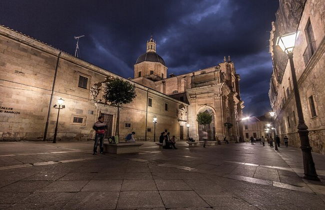 Salamanca Whispers Walking Tour: jogo de cidade autoguiado - Foto 3